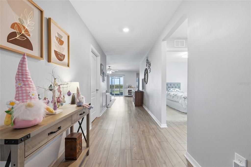 En Venta: $265,000 (3 camas, 2 baños, 1383 Pies cuadrados)