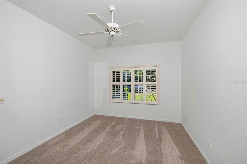 Activo con contrato: $229,900 (2 camas, 2 baños, 1190 Pies cuadrados)
