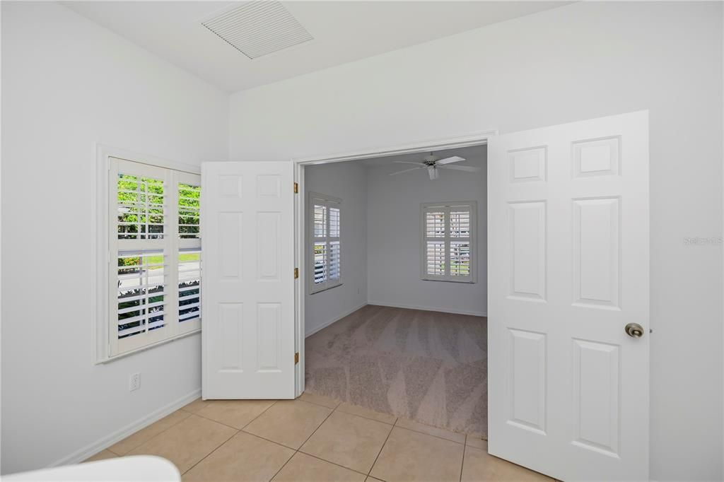 Activo con contrato: $229,900 (2 camas, 2 baños, 1190 Pies cuadrados)