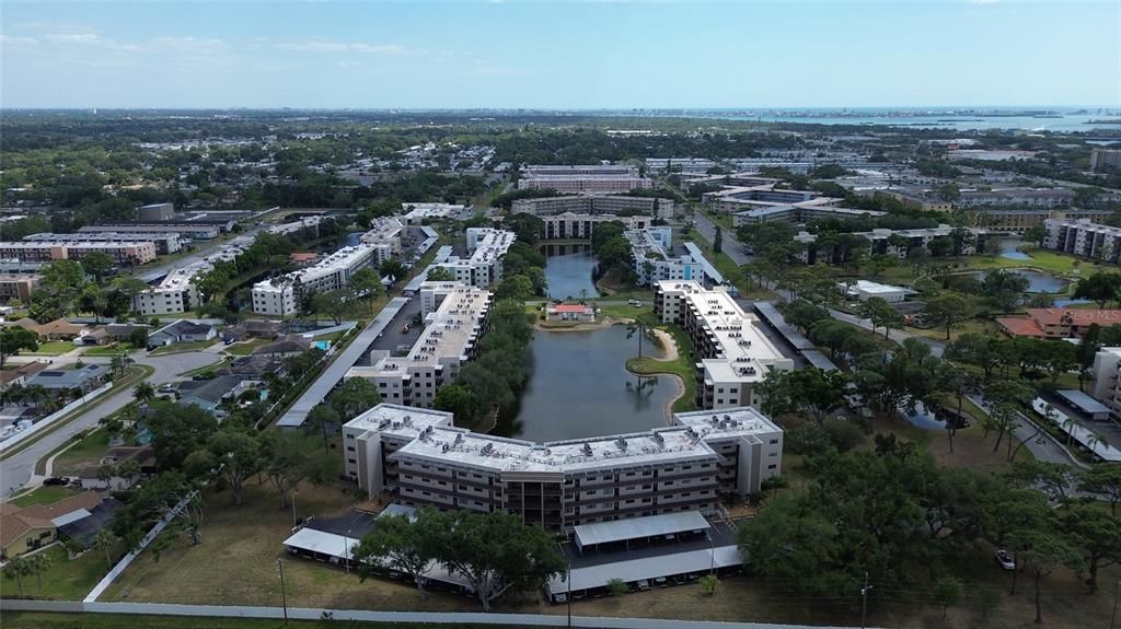 На продажу: $174,900 (2 спален, 2 ванн, 1100 Квадратных фут)