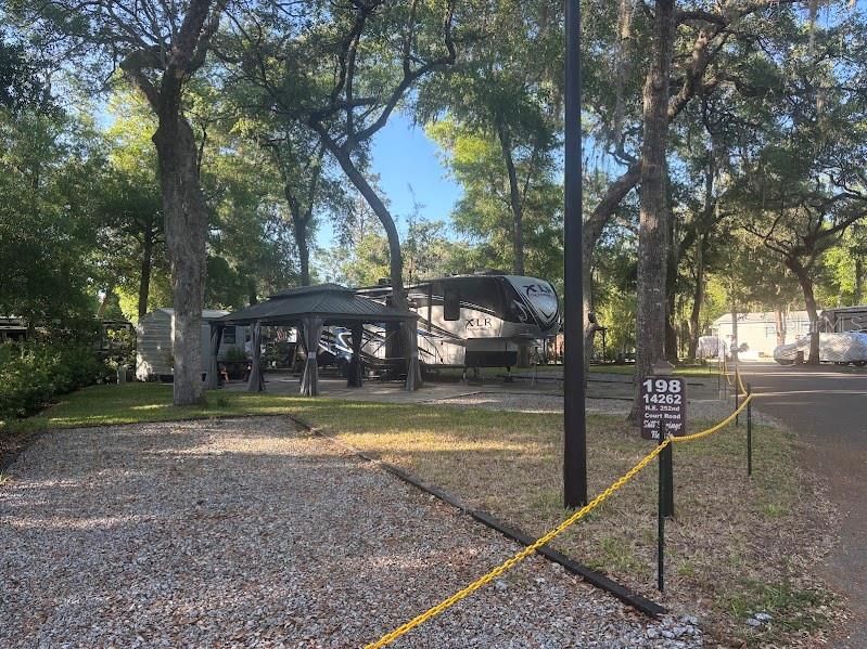 На продажу: $130,000 (0.17 acres)