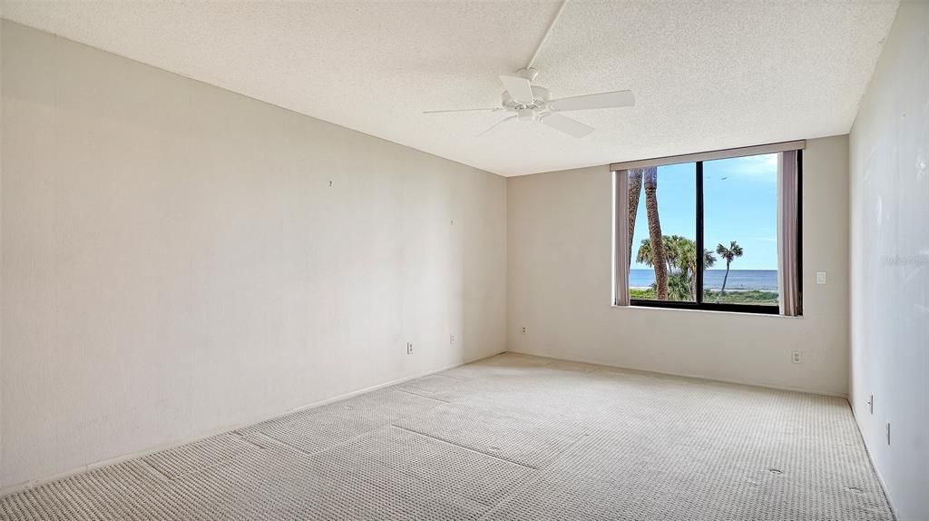 For Sale: $795,000 (2 beds, 2 baths, 1257 Square Feet)