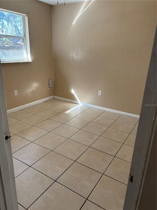 For Sale: $350,000 (6 beds, 0 baths, 1510 Square Feet)