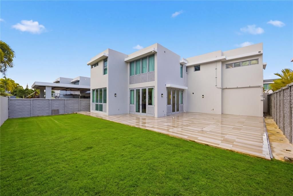 En Venta: $1,630,000 (5 camas, 3 baños, 3500 Pies cuadrados)
