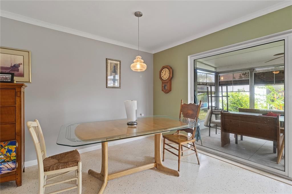 For Rent: $2,300 (2 beds, 2 baths, 1228 Square Feet)
