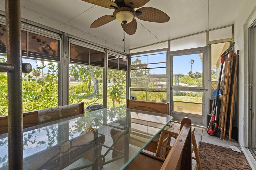 For Rent: $2,300 (2 beds, 2 baths, 1228 Square Feet)