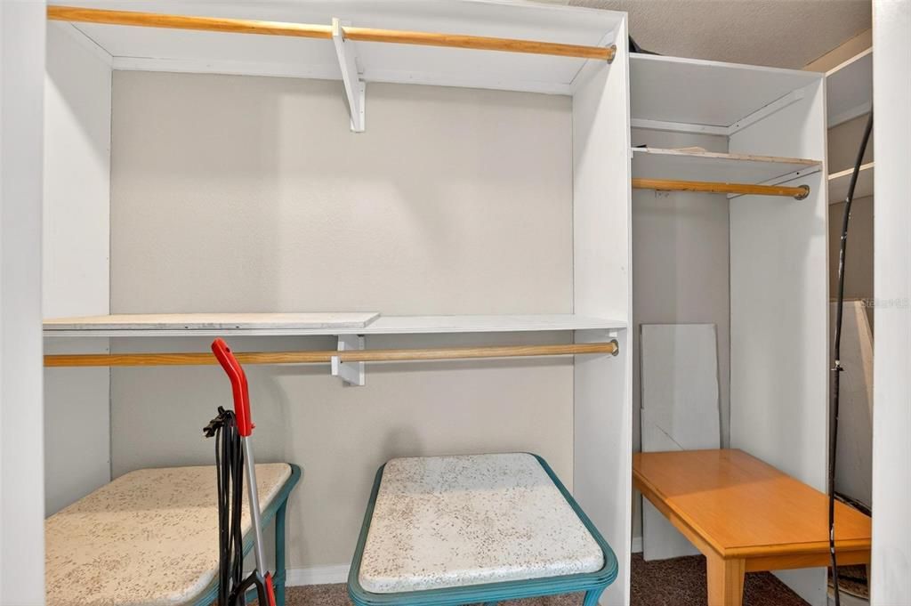 Activo con contrato: $310,000 (3 camas, 2 baños, 1474 Pies cuadrados)
