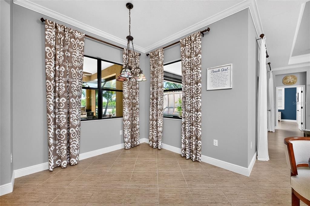 Active With Contract: $849,000 (3 beds, 3 baths, 3214 Square Feet)