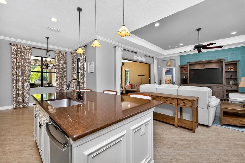 Active With Contract: $849,000 (3 beds, 3 baths, 3214 Square Feet)
