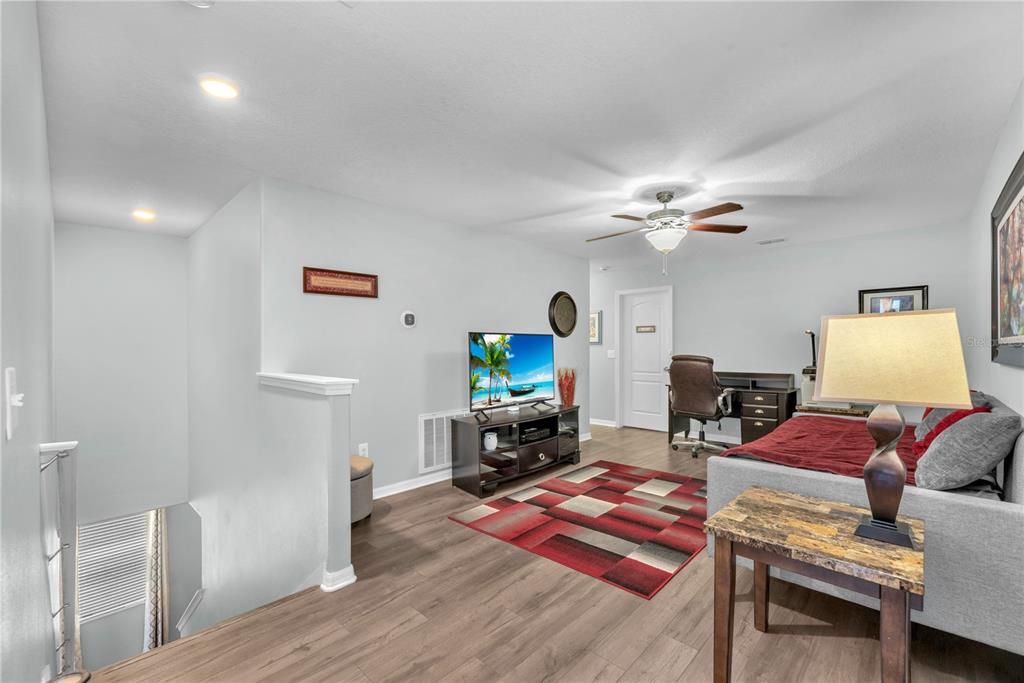 Active With Contract: $439,900 (3 beds, 2 baths, 2373 Square Feet)