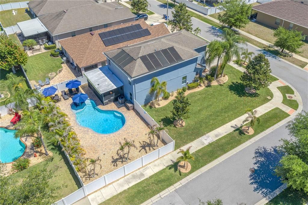 Active With Contract: $439,900 (3 beds, 2 baths, 2373 Square Feet)