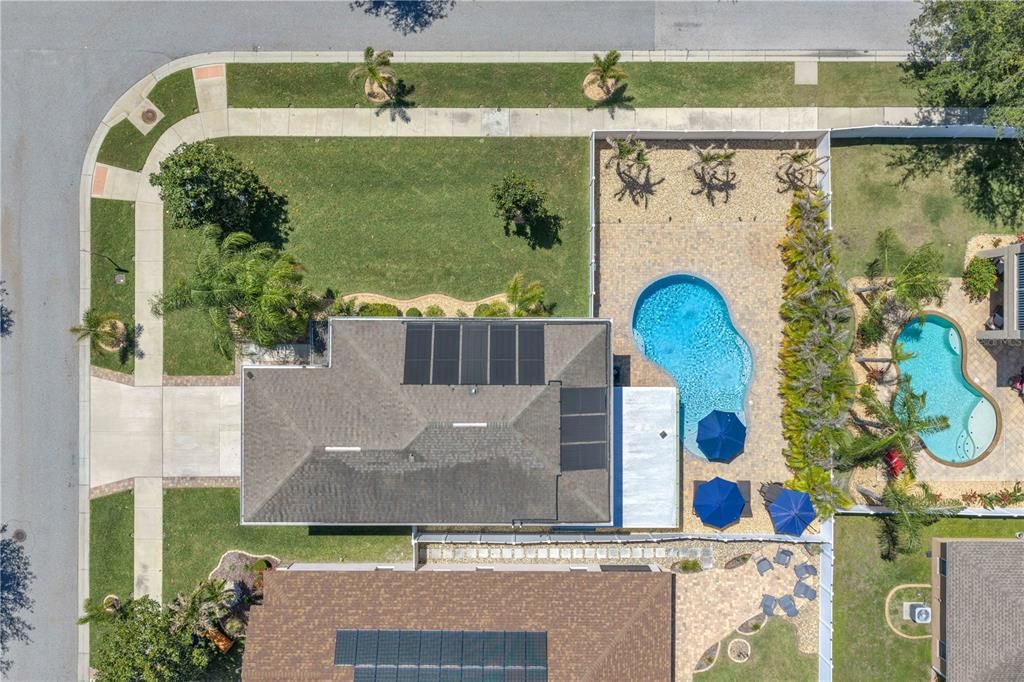 Active With Contract: $439,900 (3 beds, 2 baths, 2373 Square Feet)