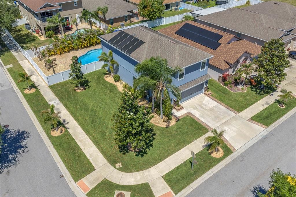 Active With Contract: $439,900 (3 beds, 2 baths, 2373 Square Feet)
