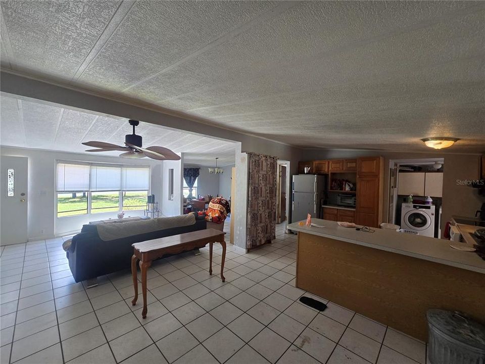 En Venta: $152,000 (3 camas, 2 baños, 1706 Pies cuadrados)