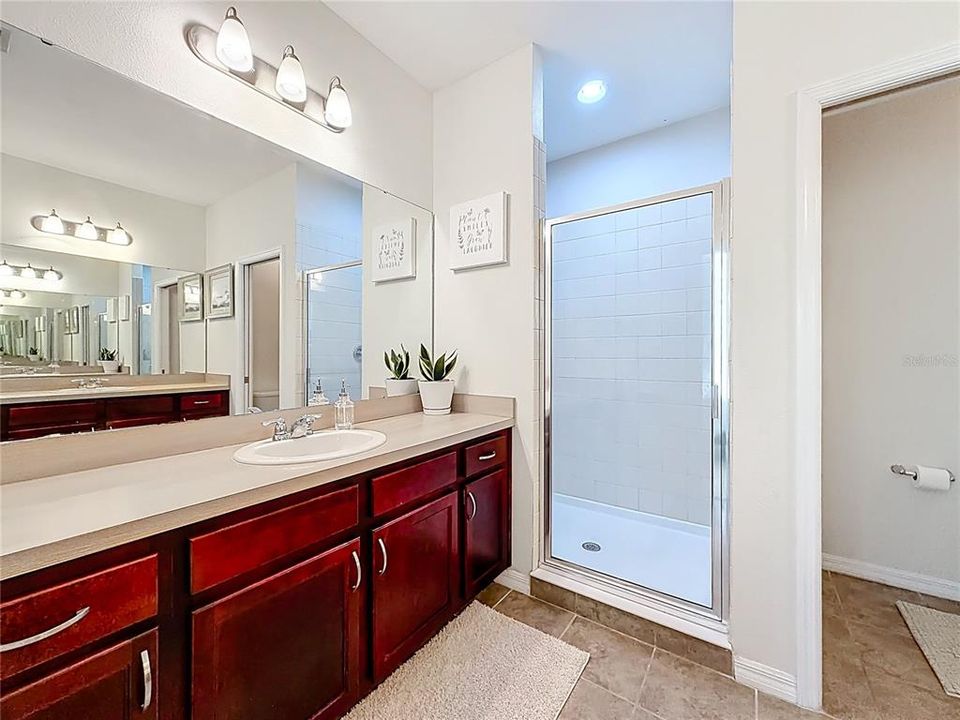 En Venta: $314,000 (3 camas, 2 baños, 1551 Pies cuadrados)