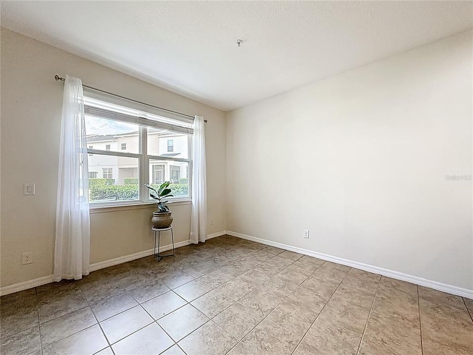 En Venta: $314,000 (3 camas, 2 baños, 1551 Pies cuadrados)