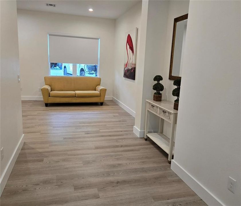 For Rent: $3,350 (3 beds, 2 baths, 2294 Square Feet)