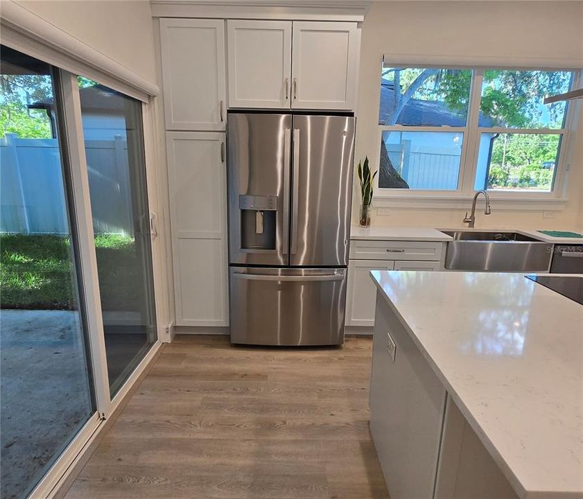For Rent: $3,350 (3 beds, 2 baths, 2294 Square Feet)