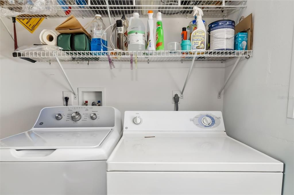 Active With Contract: $456,000 (2 beds, 2 baths, 1539 Square Feet)