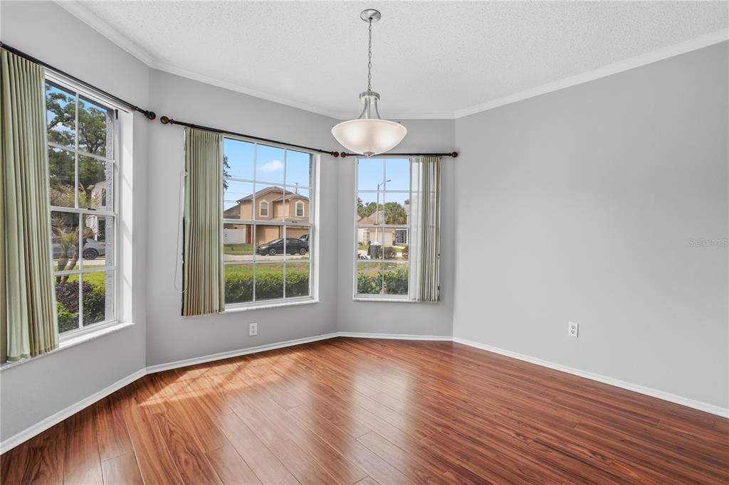 Active With Contract: $430,900 (4 beds, 2 baths, 1949 Square Feet)