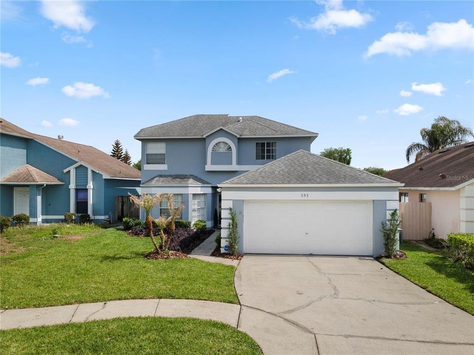 Active With Contract: $430,900 (4 beds, 2 baths, 1949 Square Feet)