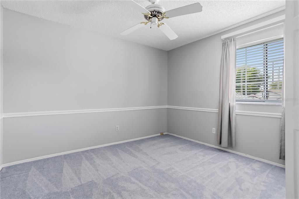 Active With Contract: $430,900 (4 beds, 2 baths, 1949 Square Feet)