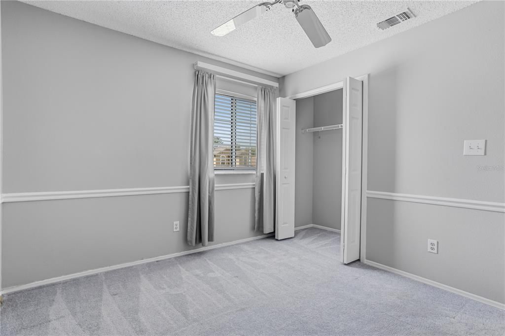 Active With Contract: $430,900 (4 beds, 2 baths, 1949 Square Feet)