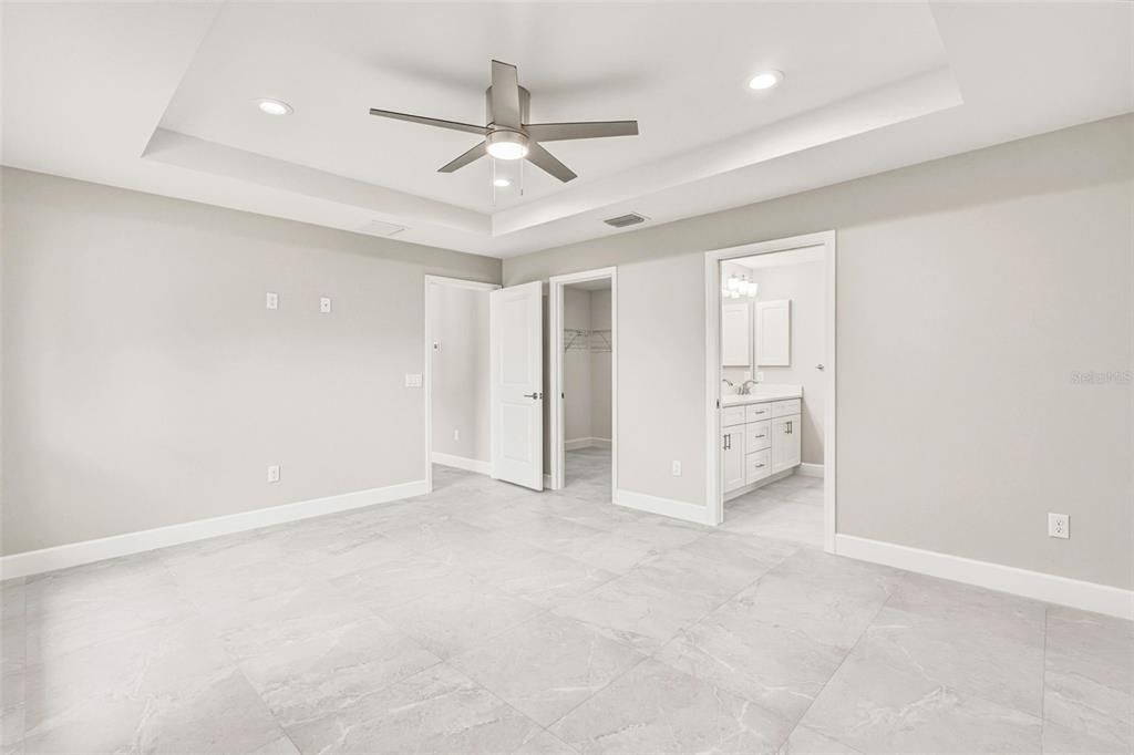 Active With Contract: $459,000 (3 beds, 2 baths, 1685 Square Feet)
