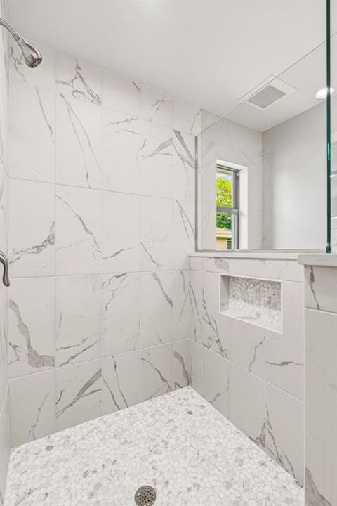 Active With Contract: $459,000 (3 beds, 2 baths, 1685 Square Feet)