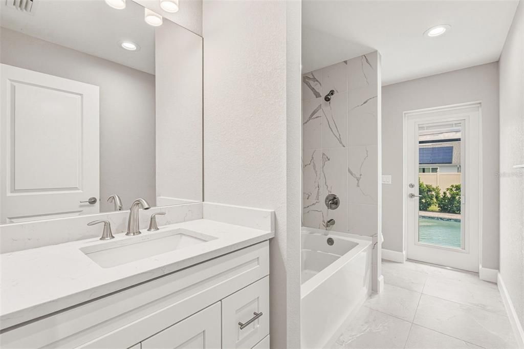 Active With Contract: $459,000 (3 beds, 2 baths, 1685 Square Feet)