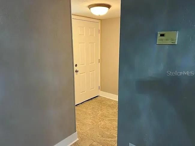 For Sale: $134,900 (2 beds, 2 baths, 1110 Square Feet)