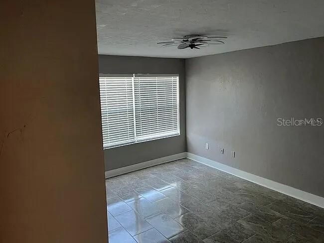 For Sale: $134,900 (2 beds, 2 baths, 1110 Square Feet)