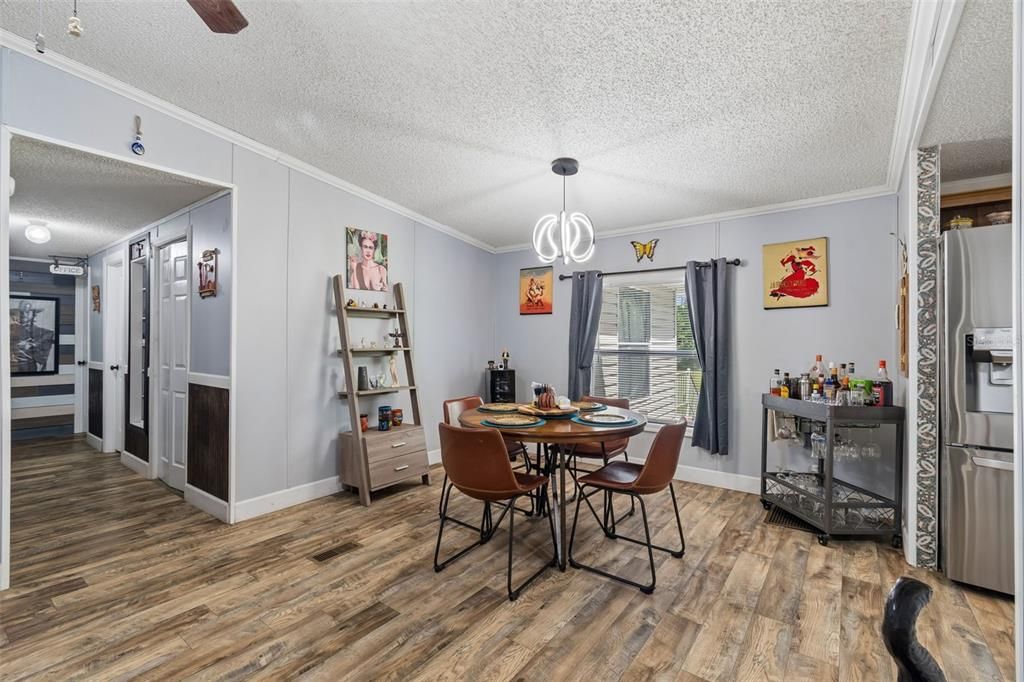 En Venta: $375,000 (4 camas, 2 baños, 1620 Pies cuadrados)