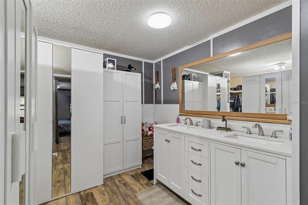 En Venta: $375,000 (4 camas, 2 baños, 1620 Pies cuadrados)