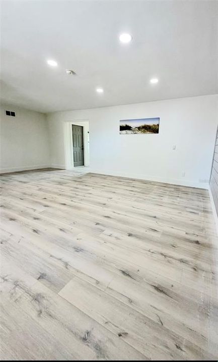 En Renta: $3,449 (3 camas, 2 baños, 1252 Pies cuadrados)