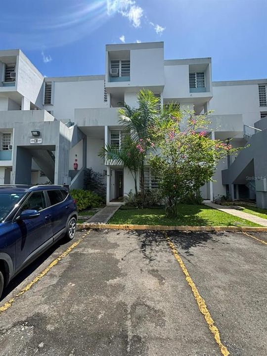 Activo con contrato: $210,000 (3 camas, 1 baños, 0 Pies cuadrados)