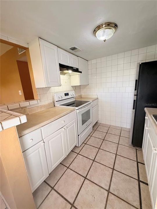 For Rent: $1,500 (2 beds, 2 baths, 970 Square Feet)
