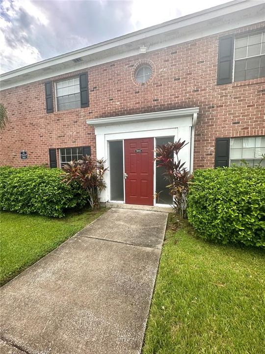 For Rent: $1,500 (2 beds, 2 baths, 970 Square Feet)