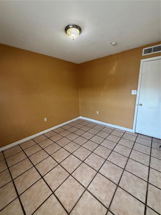 For Rent: $1,500 (2 beds, 2 baths, 970 Square Feet)