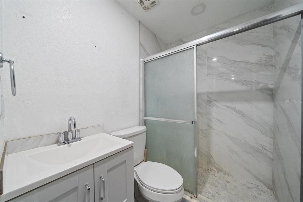 En Venta: $1,250,000 (4 camas, 3 baños, 2872 Pies cuadrados)