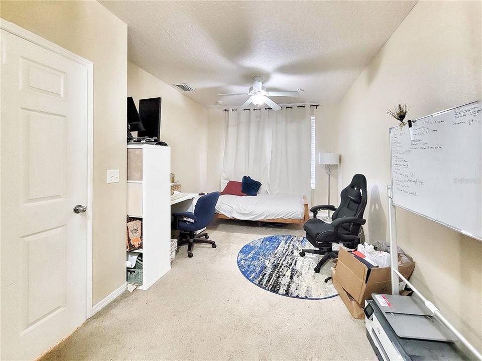 Active With Contract: $350,000 (2 beds, 2 baths, 1040 Square Feet)