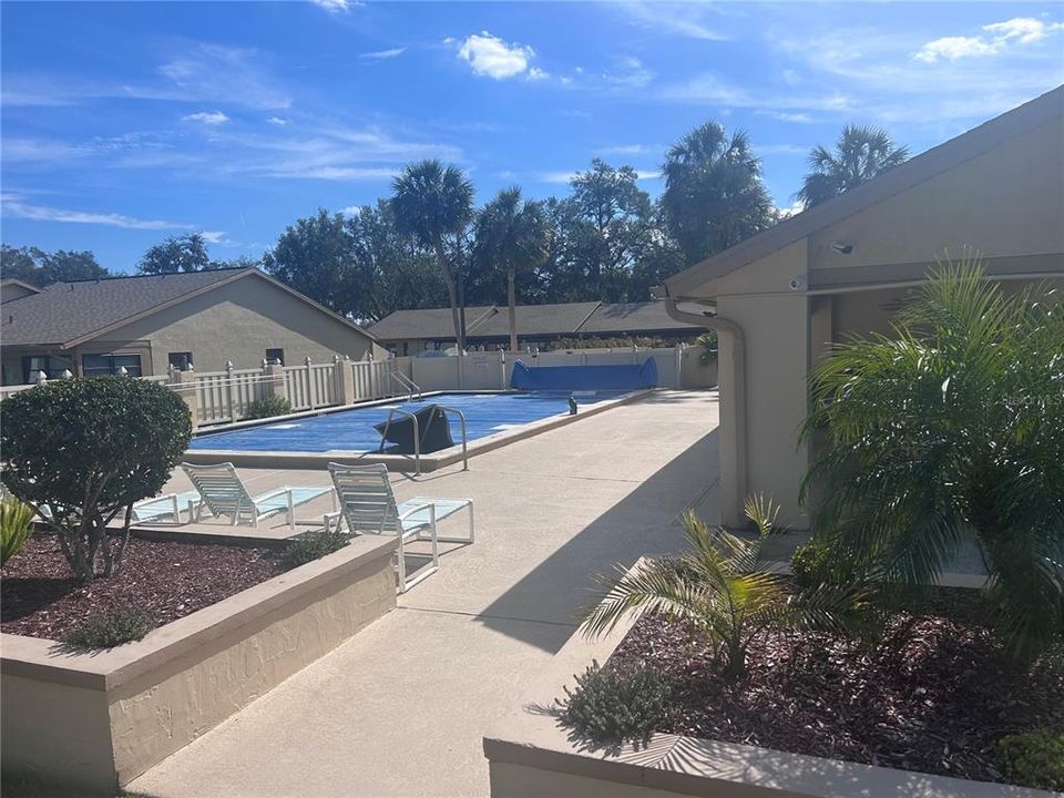 Active With Contract: $1,400 (2 beds, 2 baths, 1094 Square Feet)