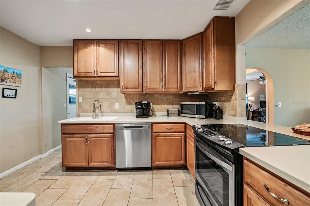 En Venta: $259,900 (2 camas, 2 baños, 1681 Pies cuadrados)