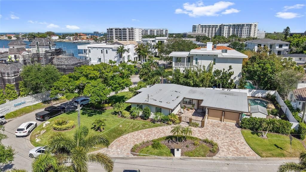 For Sale: $1,300,000 (4 beds, 3 baths, 1958 Square Feet)