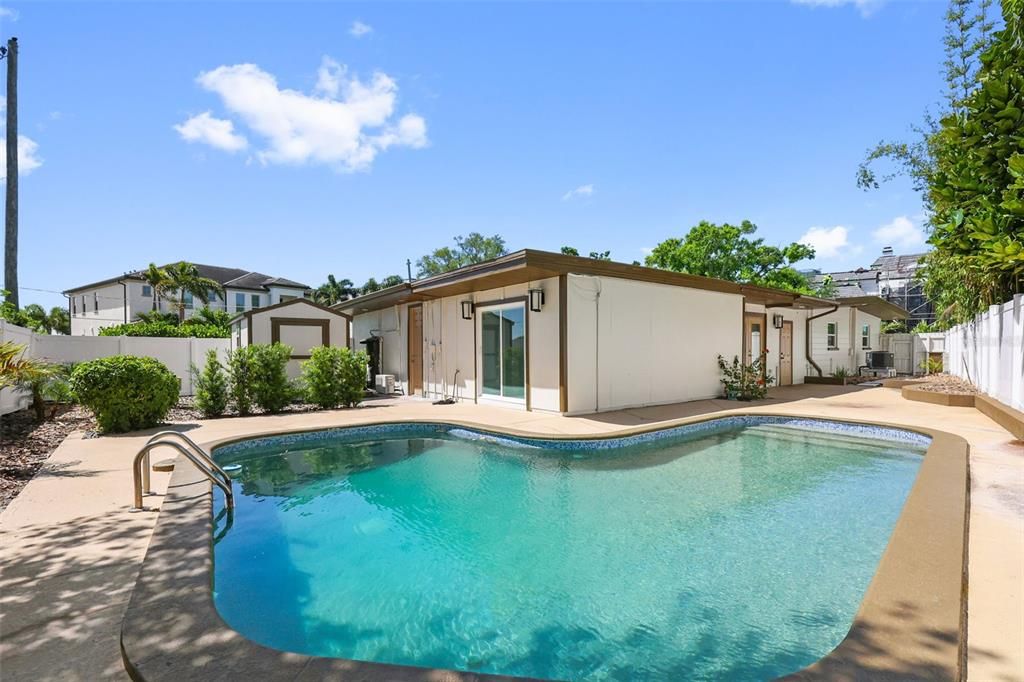 For Sale: $1,300,000 (4 beds, 3 baths, 1958 Square Feet)