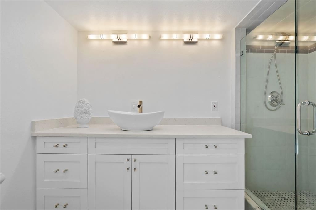For Sale: $1,300,000 (4 beds, 3 baths, 1958 Square Feet)