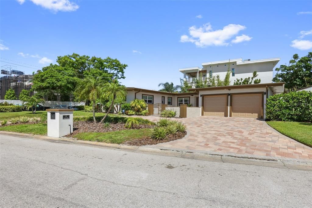For Sale: $1,300,000 (4 beds, 3 baths, 1958 Square Feet)