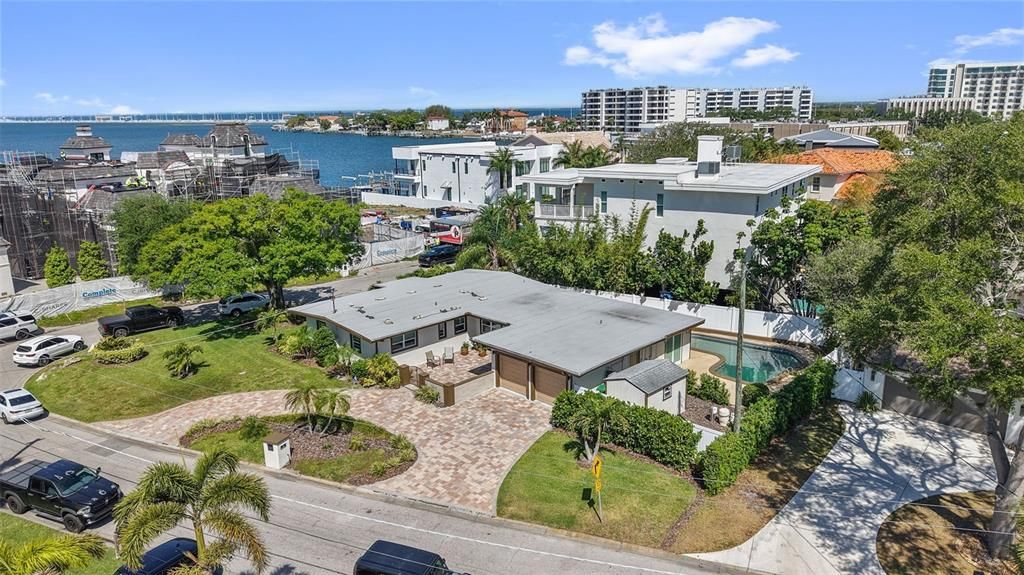 For Sale: $1,300,000 (4 beds, 3 baths, 1958 Square Feet)