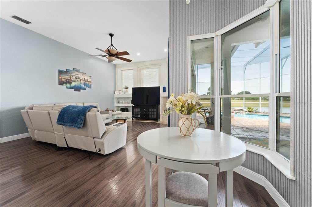 For Sale: $719,900 (4 beds, 3 baths, 2598 Square Feet)