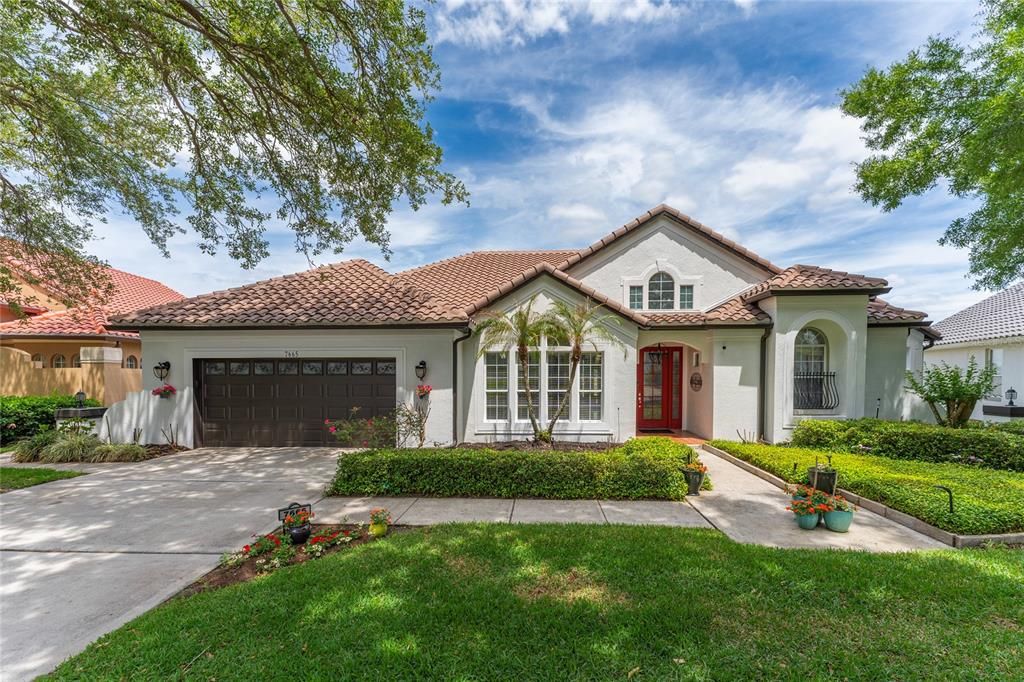 For Sale: $719,900 (4 beds, 3 baths, 2598 Square Feet)